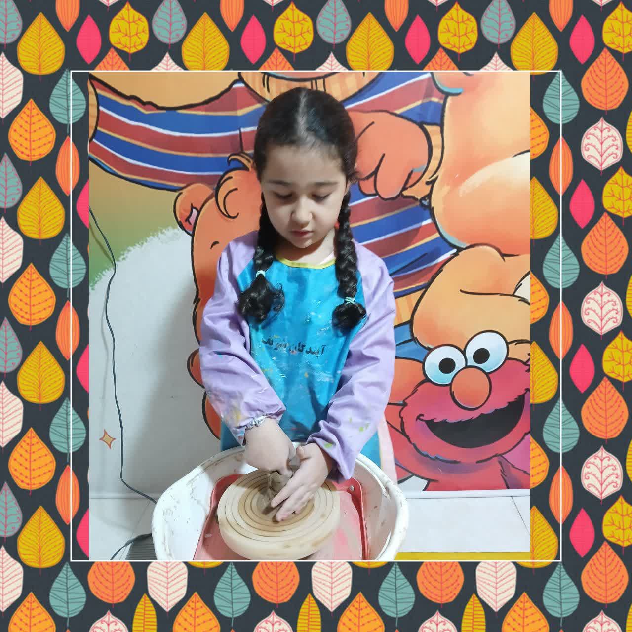 فعالیت های هنری و خلاقانه